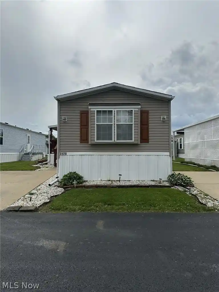 Photo 1 of Single family home for sale at 3175 Sugartyme Dr, Zanesville, OH 43701 | MLS# 5213537 | Listing updated on 2026-10-19