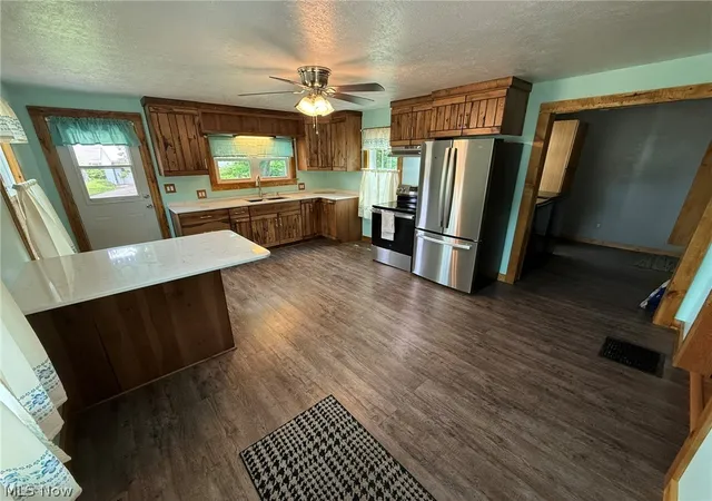 Photo 2 of Sale Pending at 106 N Bridge St Sw, Stone Creek, OH 43840 | MLS# 5213268 | Listing updated on 2026-08-04