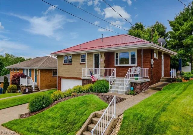 Photo 2 of Single family home for sale at 256 Fernwood Ave, Weirton, WV 26062 | MLS# 5213572 | Listing updated on 2026-08-17