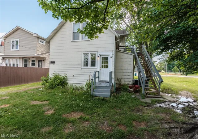 4th image of 526-528 Hamilton Ave, Lorain, OH 44052 | MLS# 5211581