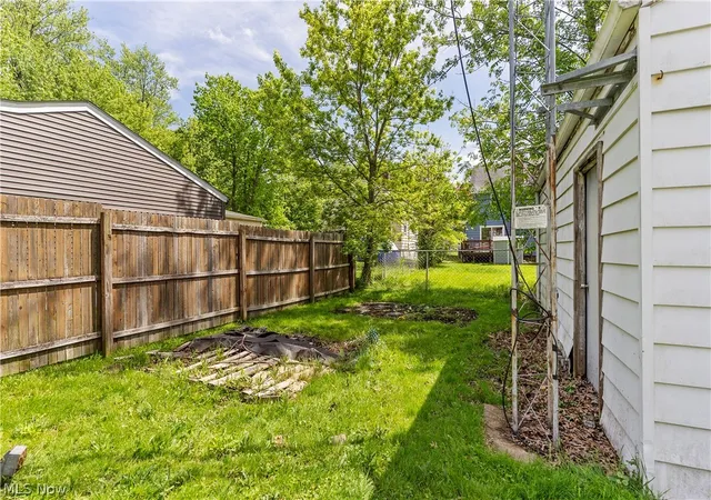 Photo 21 of Single family home for sale at 189 Beechwood Dr, Youngstown, OH 44512 | MLS# 5213666 | Listing updated on 2026-09-01