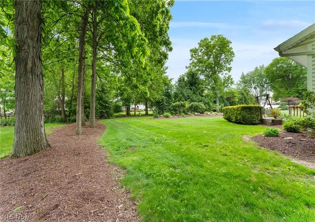 5th image of 9572 Beryl St Nw, Massillon, OH 44646 | MLS# 5213582
