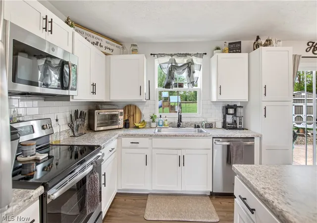 4th image of 5709 Burlington Dr, Chippewa Lake, OH 44215 | MLS# 5213467