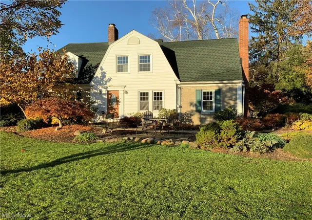 1st image of 15450 Hemlock Point Rd, Chagrin Falls, OH 44022 | MLS# 5210170