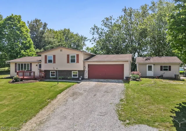Homes for sale in Alliance, OH | 10960 Easton St Ne, Alliance, OH 44601 | MLS# 5213529