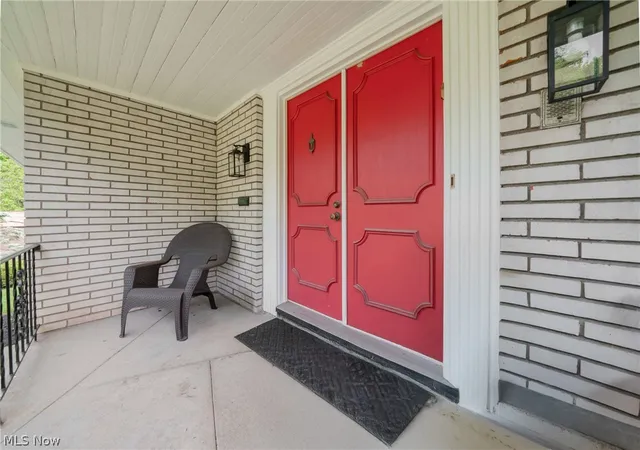 Homes for sale in Shaker Heights, OH | 23225 Bryden Rd, Shaker Heights, OH 44122 | MLS# 5211269
