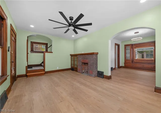 Homes for sale in Cleveland, OH | 4418 Broadale Rd, Cleveland, OH 44109 | MLS# 5211369