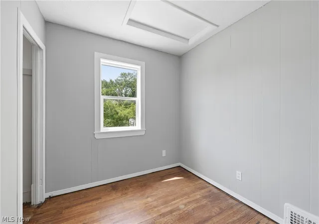 Homes for sale in Cleveland, OH | 8005 Vineyard Ave, Cleveland, OH 44105 | MLS# 5213491