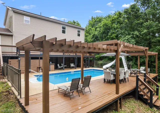Photo 3 of Single family home for sale at 3720 Chesterville Rd, Mineral Wells, WV 26150 | MLS# 5210808 | Listing updated on 2026-09-29