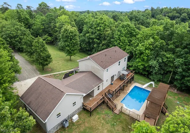 Photo 2 of Single family home for sale at 3720 Chesterville Rd, Mineral Wells, WV 26150 | MLS# 5210808 | Listing updated on 2026-09-29