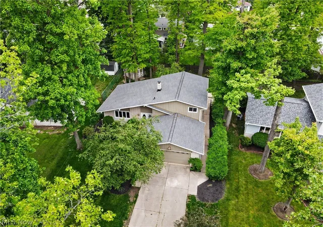 Photo 3 of Single family home for sale at 6536 Duneden Ave, Solon, OH 44139 | MLS# 5211116 | Listing updated on 2026-07-20