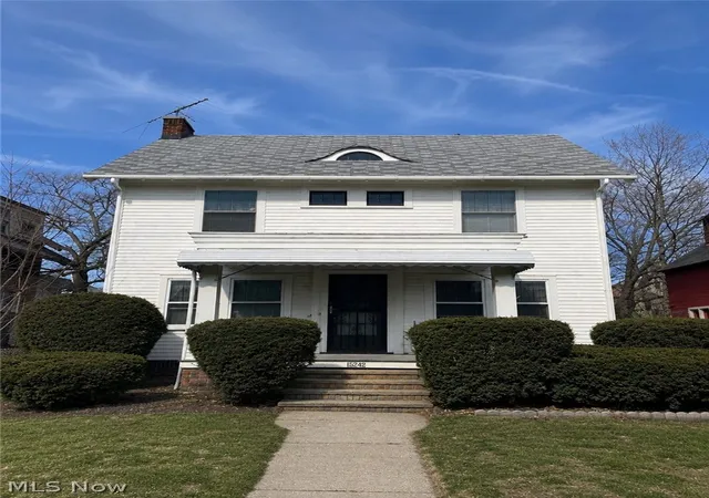 Homes for sale in Cleveland, OH | 15242 Lake Shore Blvd, Cleveland, OH 44110 | MLS# 5213911