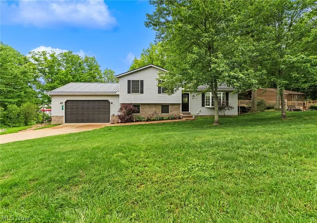Homes for sale in Malvern, OH | 44 Navajo Trl, Malvern, OH 44644 | MLS# 5213730