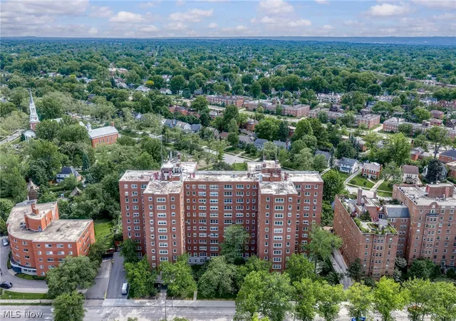 Homes for sale in Shaker Heights, OH | 13800 Shaker Blvd, Shaker Heights, OH 44120