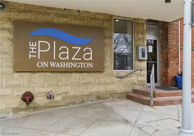 35th image of 1237 Washington Ave #809, Cleveland, OH 44113 | MLS# 5214059