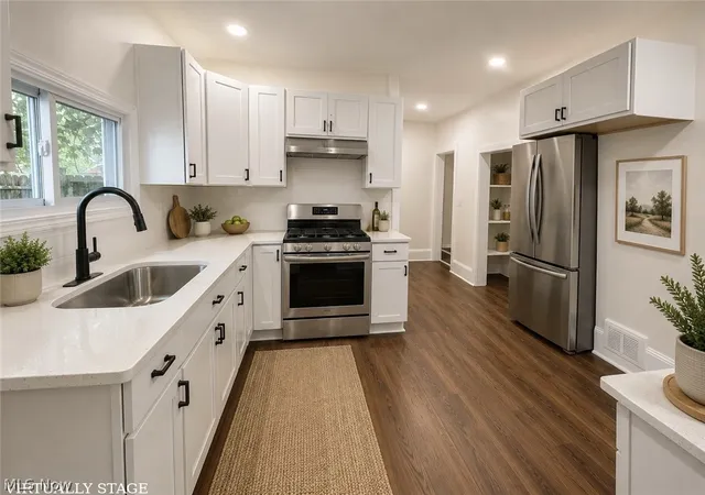 Photo 3 of Single family home for sale at 3258 W 38th Street, Cleveland, OH 44109 | MLS# 5213679 | Listing updated on 2026-06-06