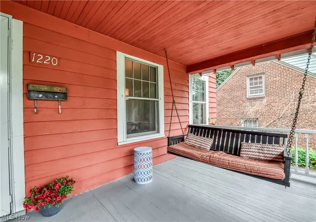 Photo 2 of Sale Pending at 1220 Yellowstone Rd, Cleveland, OH 44121 | MLS# 5209651 | Listing updated on 2026-06-12