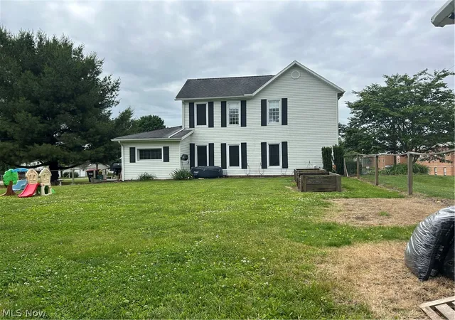 Photo 3 of Single family home for sale at 176 Market St, Philo, OH 43771 | MLS# 5213220 | Listing updated on 2026-06-26