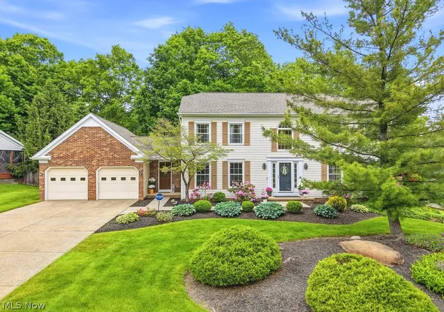 Homes for sale in Solon, OH | 5060 Boulder Creek Dr, Solon, OH 44139 | MLS# 5212902