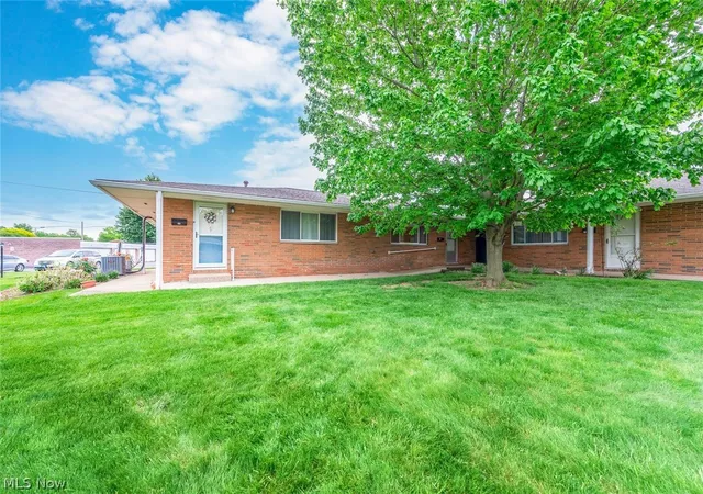 Homes for sale in Rocky River, OH | 21834 River Oaks Dr #E2, Rocky River, OH 44116 | MLS# 5213583