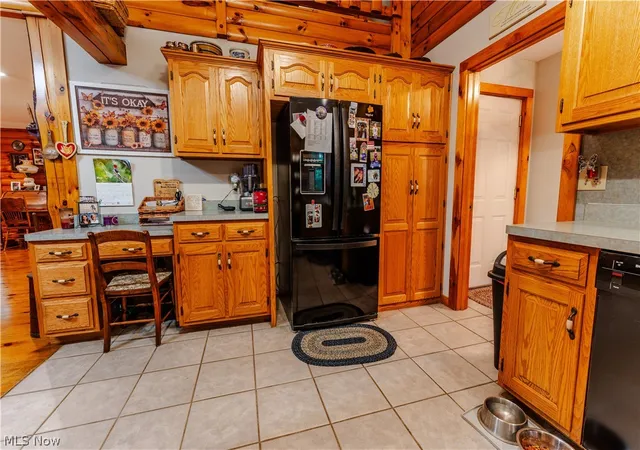 Homes for sale in Lakeville, OH | 14264 Township Road 467, Lakeville, OH 44638 | MLS# 5213963