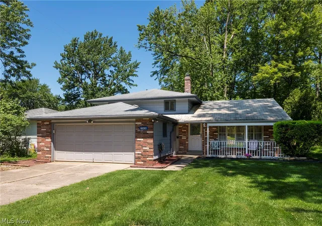 Homes for sale in North Olmsted, OH | 23630 Carriage Ln, North Olmsted, OH 44070 | MLS# 5214144