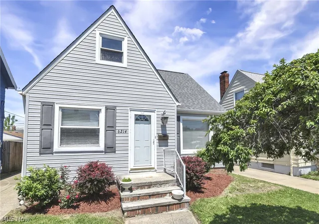 Photo 2 of Single family home for sale at 6214 Snow Rd, Cleveland, OH 44129 | MLS# 5213457 | Listing updated on 2026-07-13