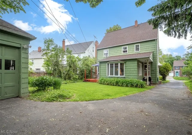 Homes for sale in Shaker Heights, OH | 3550 Townley Rd, Shaker Heights, OH 44122 | MLS# 5212050
