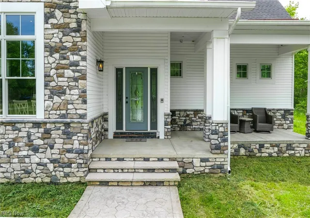 2nd image of 33553 Capel Rd, Columbia Station, OH 44028 | MLS# 5210670