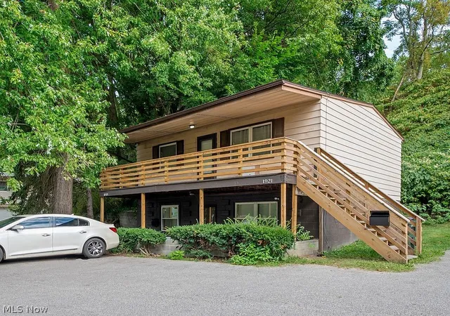 1st image of 1921 Preston Ave, Akron, OH 44305 | MLS# 5214306