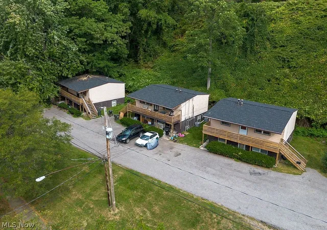2nd image of 1921 Preston Ave, Akron, OH 44305 | MLS# 5214306
