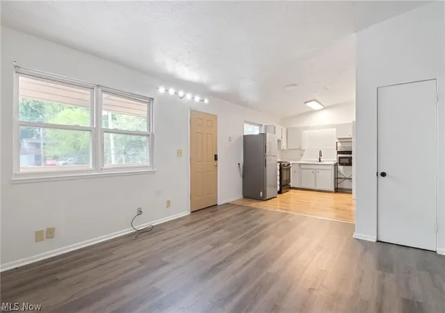 5th image of 1927 Preston Ave, Akron, OH 44305 | MLS# 5214313
