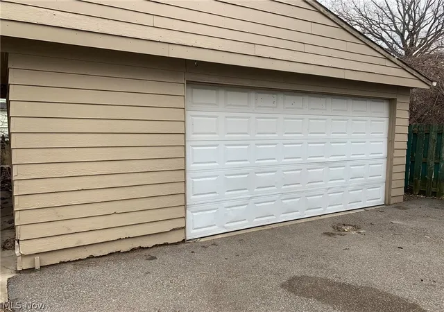 3rd image of 449 Cleveland Rd, Cleveland, OH 44108 | MLS# 5214284