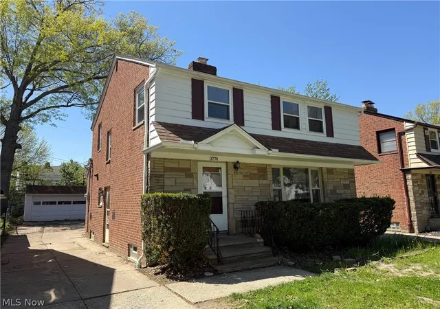 Homes for sale in South Euclid, OH | 3774 Princeton Blvd, South Euclid, OH 44121 | MLS# 5214029
