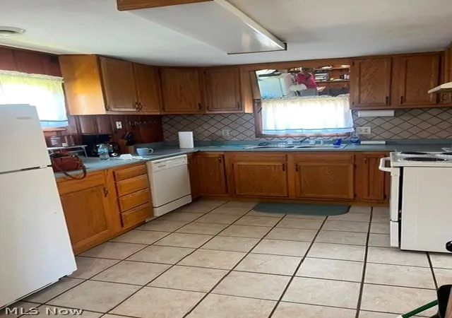 Homes for sale in Zanesville, OH | 754 Francis St, Zanesville, OH 43701 | MLS# 5214390