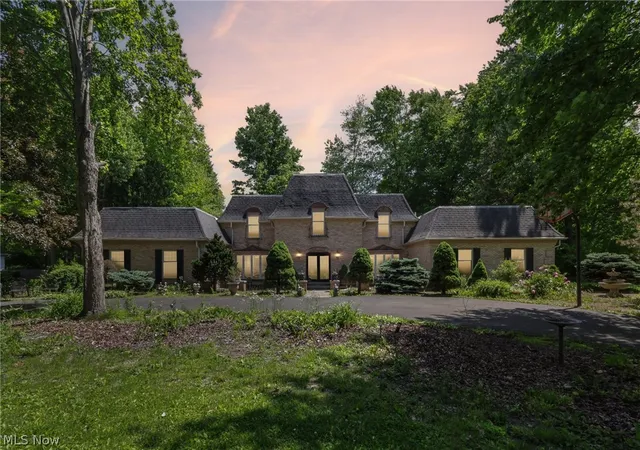 1st image of 5785 Lamplighter Dr, Girard, OH 44420 | MLS# 5212707