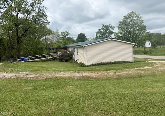 Homes for sale in Senecaville, OH | 54552 Sarahsville Rd, Senecaville, OH 43780 | MLS# 5214506