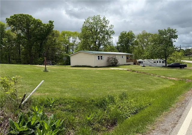 Homes for sale in Senecaville, OH | 54552 Sarahsville Rd, Senecaville, OH 43780 | MLS# 5214506
