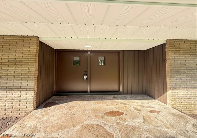 Photo 2 of Single family home for sale at 60 Canterbury Dr, Parkersburg, WV 26104 | MLS# 5214525 | Listing updated on 2026-07-24