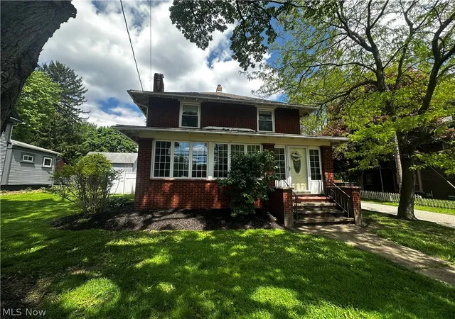 Homes for sale in Uniontown, OH | 3771 Edison St Nw, Uniontown, OH 44685 | MLS# 5214560
