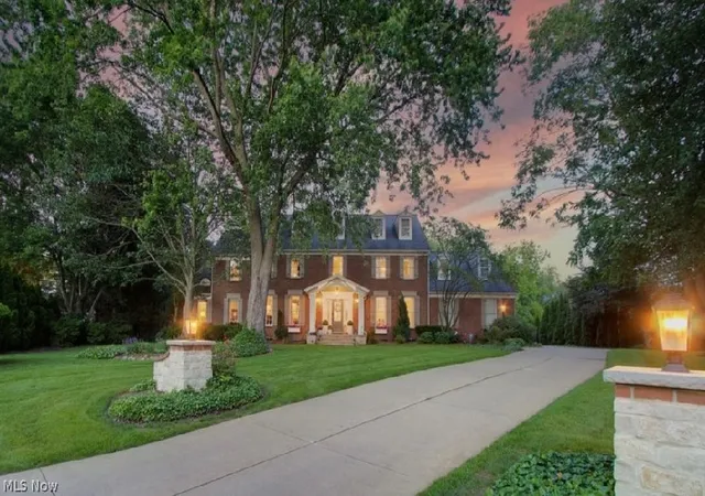 Photo 3 of Sale Pending at 5854 Loma Linda Ln NE, Canton, OH 44721 | MLS# 5214345 | Listing updated on 2026-07-31