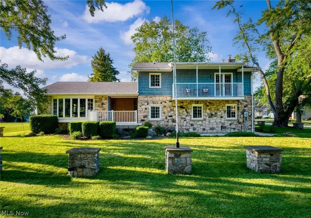 Homes for sale in Lakeside Marblehead, OH | 482 N Hillcrest Dr, Lakeside Marblehead, OH 43440 | MLS# 5214513