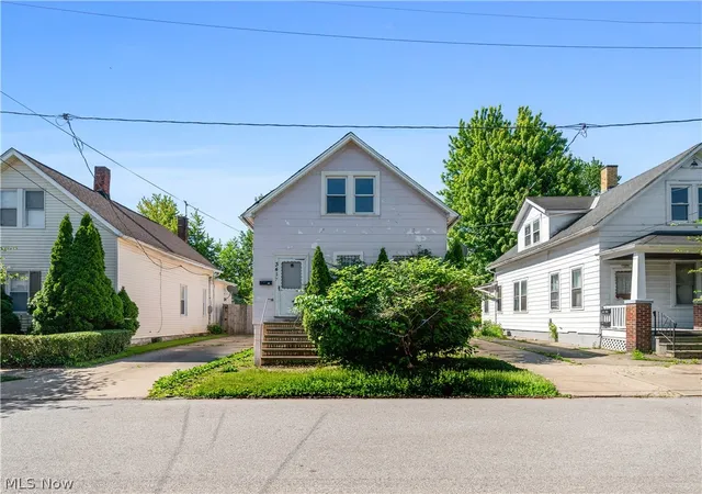 Homes for sale in Cleveland, OH | 3417 Storer Ave, Cleveland, OH 44109 | MLS# 5214579