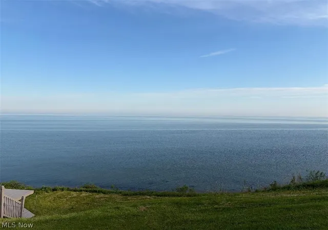 4th image of 5237 Lake Rd W, Ashtabula, OH 44004