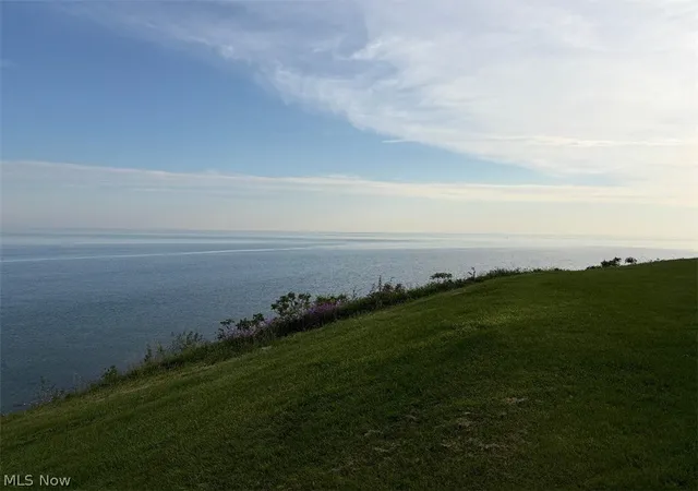 5th image of 5237 Lake Rd W, Ashtabula, OH 44004