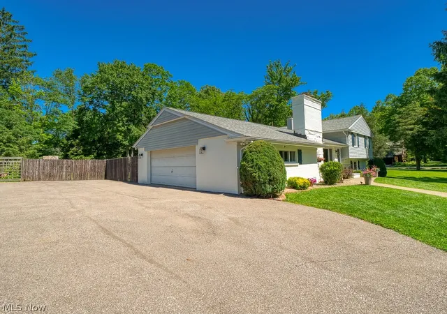 Homes for sale in Brecksville, OH | 10511 Fitzwater Rd, Brecksville, OH 44141 | MLS# 5214628