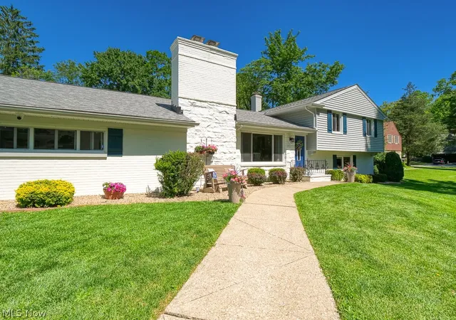 Homes for sale in Brecksville, OH | 10511 Fitzwater Rd, Brecksville, OH 44141 | MLS# 5214628