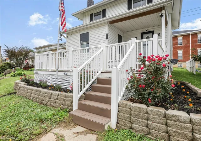 Homes for sale in Cambridge, OH | 608 Clark St, Cambridge, OH 43725 | MLS# 5214644