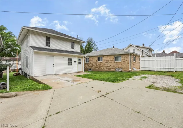 Homes for sale in Cambridge, OH | 608 Clark St, Cambridge, OH 43725 | MLS# 5214644