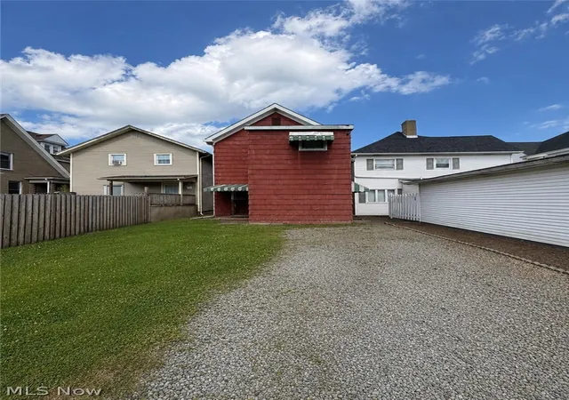 15th image of 1611 Main St, Wellsburg, WV 26070 | MLS# 5212936